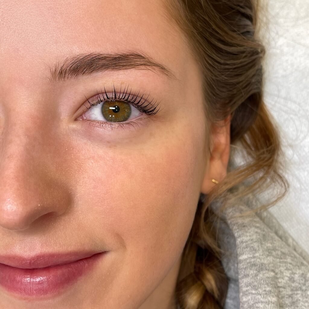 Facetune_01-03-2025-19-16-09