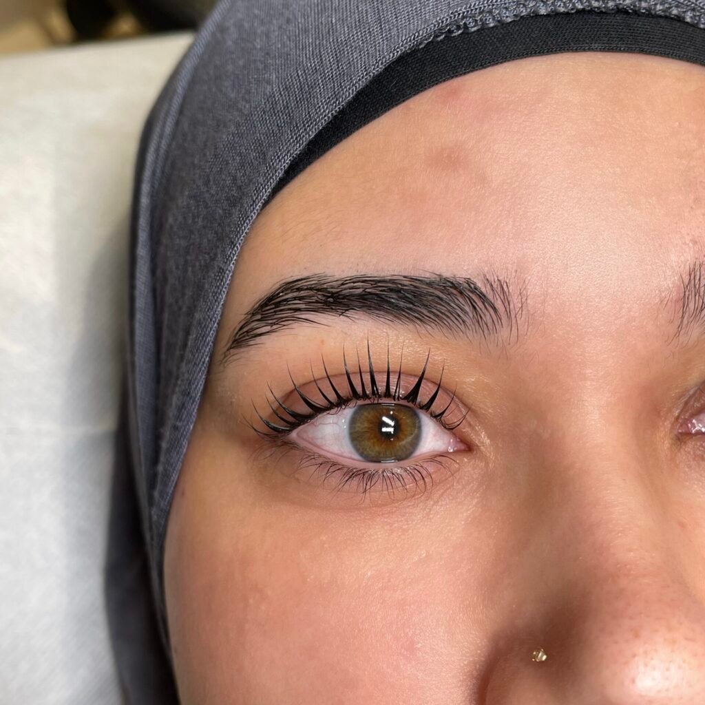 Facetune_12-02-2025-09-23-35